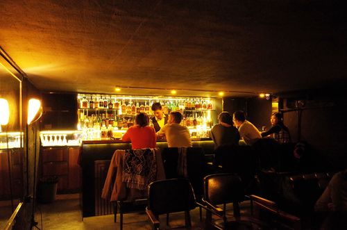 Breathalyzers in bars(1)
